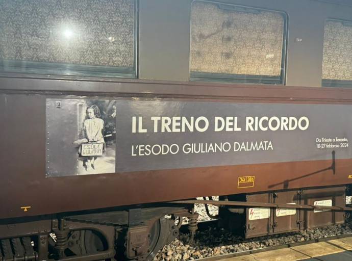 Il "Treno del Ricordo" domani fa tappa a Torino Porta Nuova. Nel convoglio storico la mostra multimediale